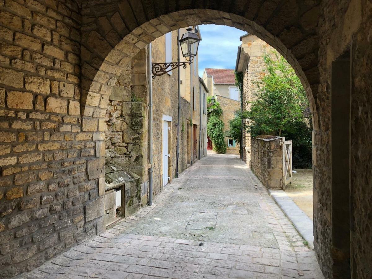 Les Appartements Chambon 萨尔拉拉卡内达 外观 照片
